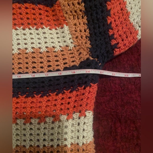 L.L Bean Signature Chunky Knit 3/4 Sweater - Picture 5 of 6